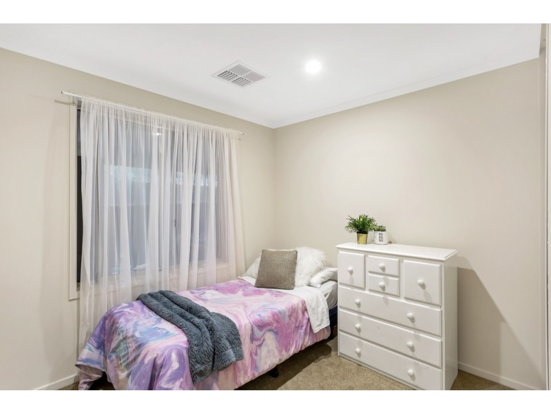 23 New York Road, Aberfoyle Park SA 5159