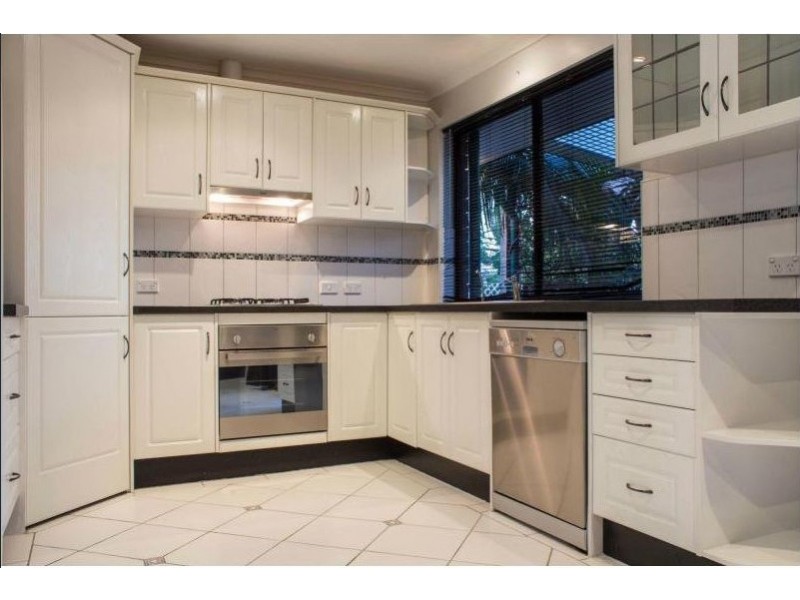 51 Lynlee Crescent, Huntfield Heights SA 5163