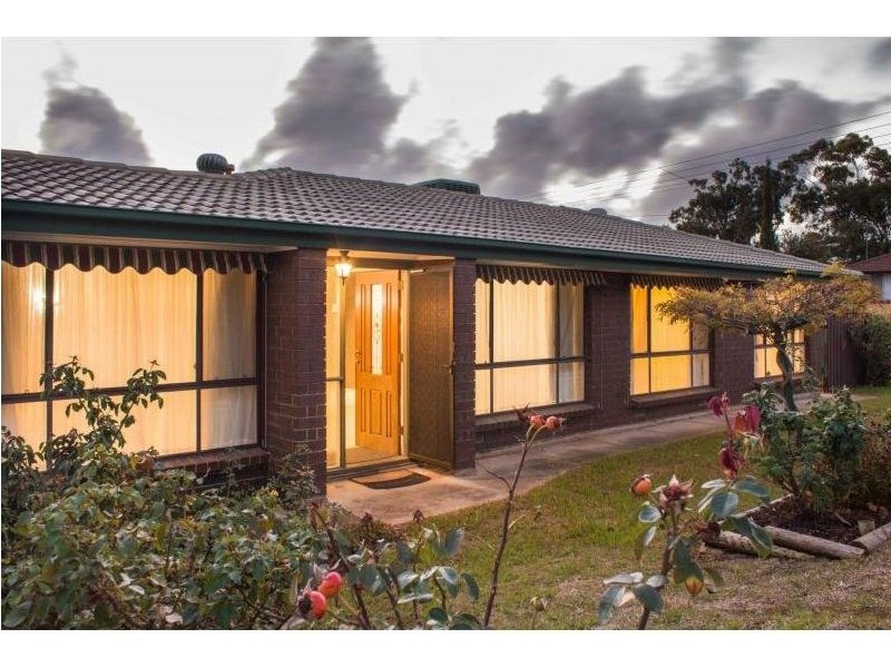 51 Lynlee Crescent, Huntfield Heights SA 5163