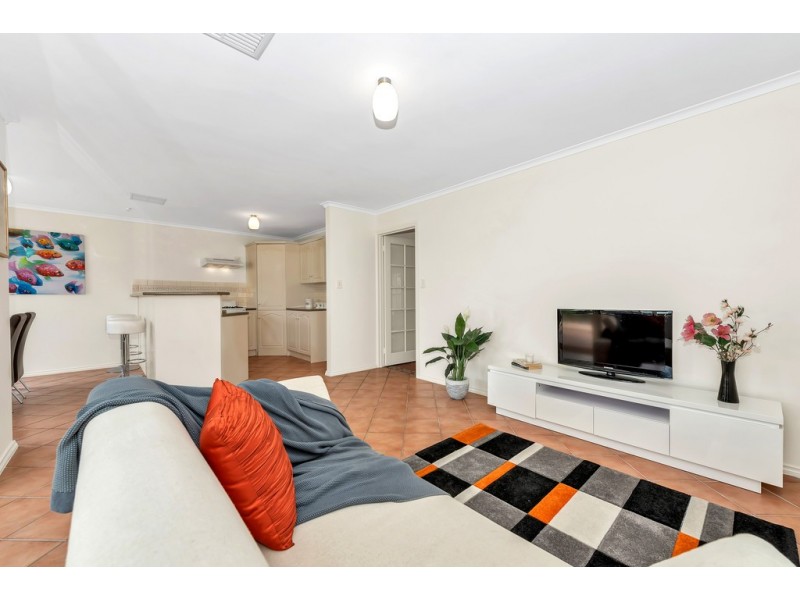 33 Dorrien Avenue, Woodcroft SA 5162