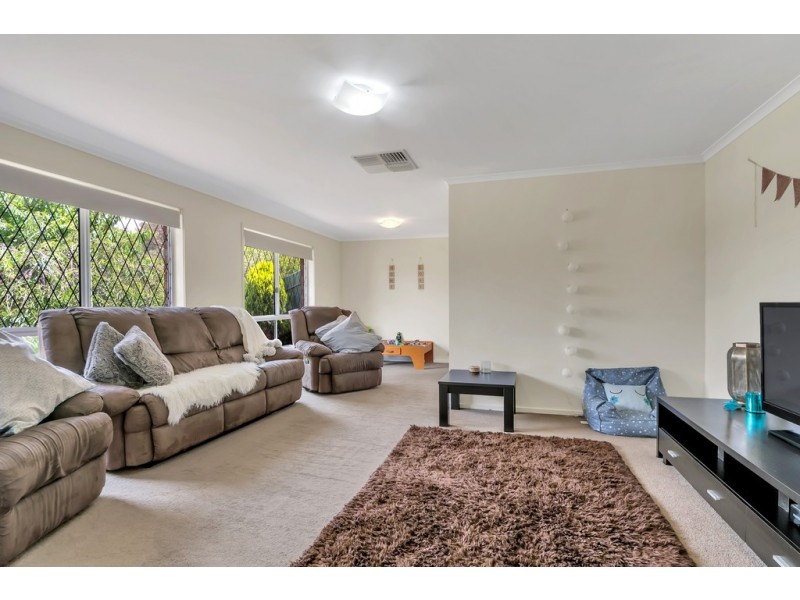 3 Lilac Place, O’halloran Hill SA 5158