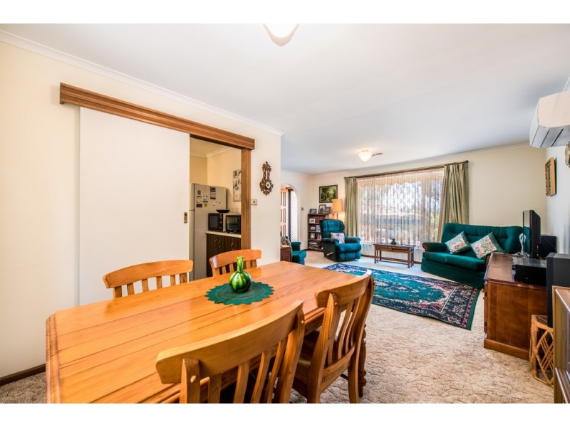 25 Barnett Avenue, St Marys SA 5042