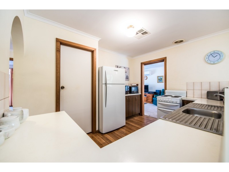 25 Barnett Avenue, St Marys SA 5042