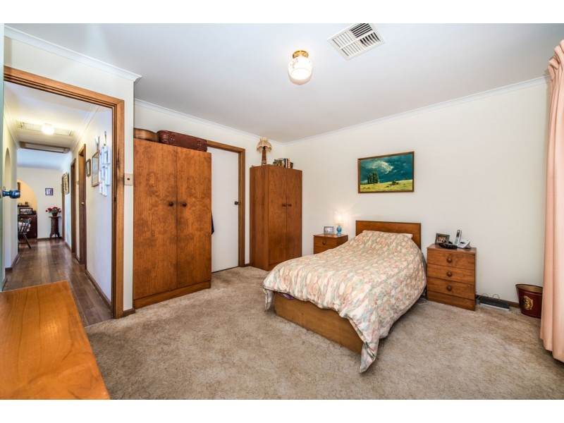 25 Barnett Avenue, St Marys SA 5042