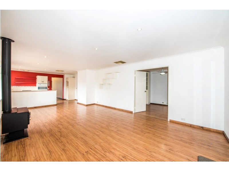14 Excelsior Grove, Woodcroft SA 5162