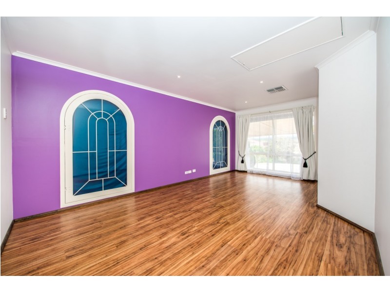 14 Excelsior Grove, Woodcroft SA 5162