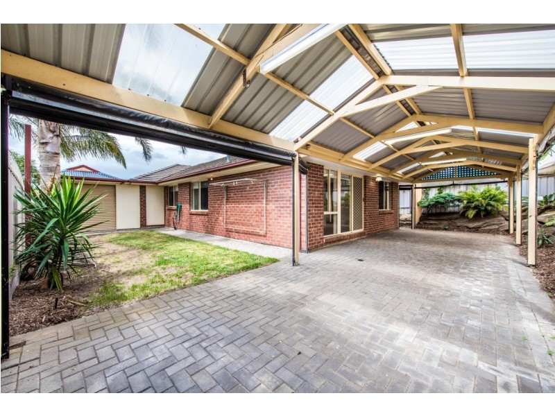 14 Excelsior Grove, Woodcroft SA 5162