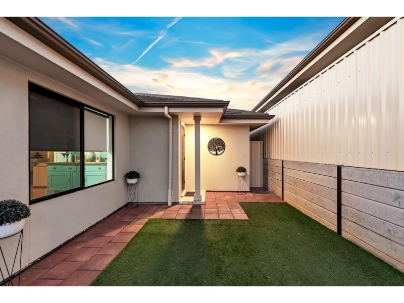 4/7 Sandy Lane, Hackham SA 5163