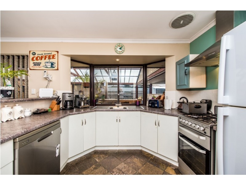 79 Investigator Drive, Woodcroft SA 5162