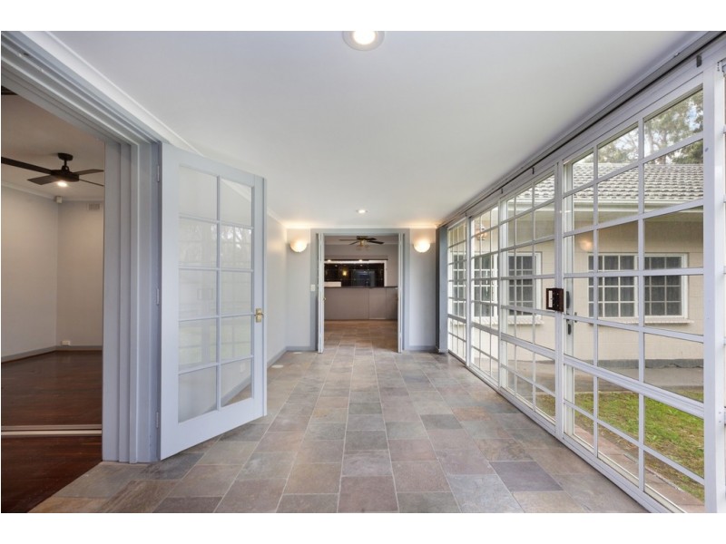 24 Samuel Street, Fulham SA 5024