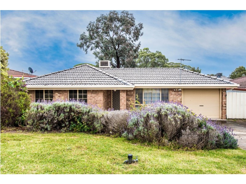 26 Jagger Cres, Woodcroft SA 5162