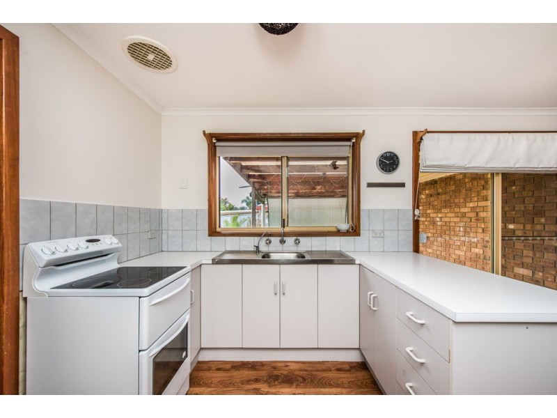 26 Jagger Cres, Woodcroft SA 5162