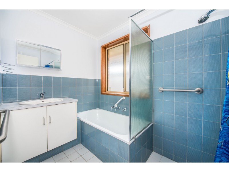 26 Jagger Cres, Woodcroft SA 5162