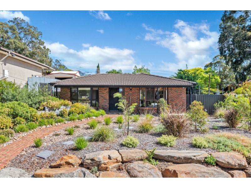 1 Dewvale Road, O’halloran Hill SA 5158