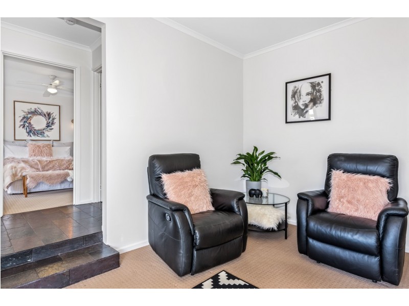 1 Dewvale Road, O’halloran Hill SA 5158