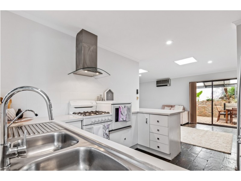 1 Dewvale Road, O’halloran Hill SA 5158