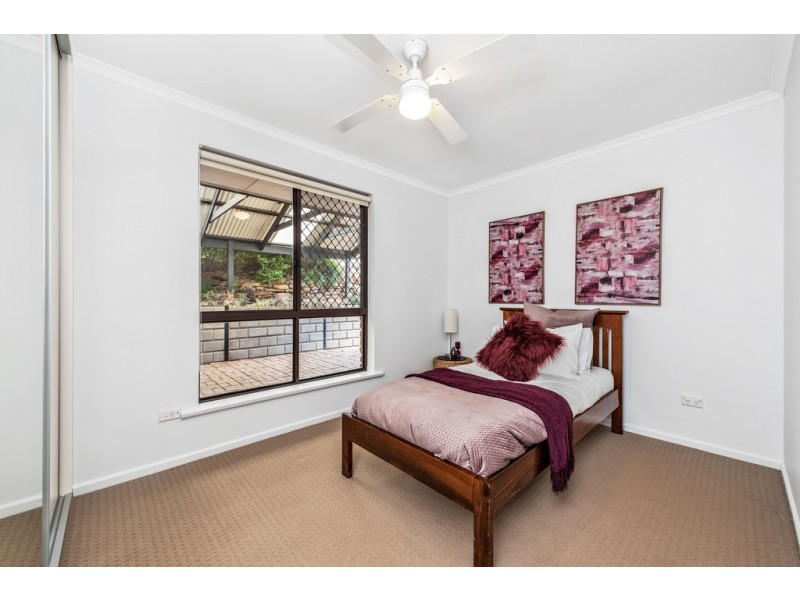 1 Dewvale Road, O’halloran Hill SA 5158