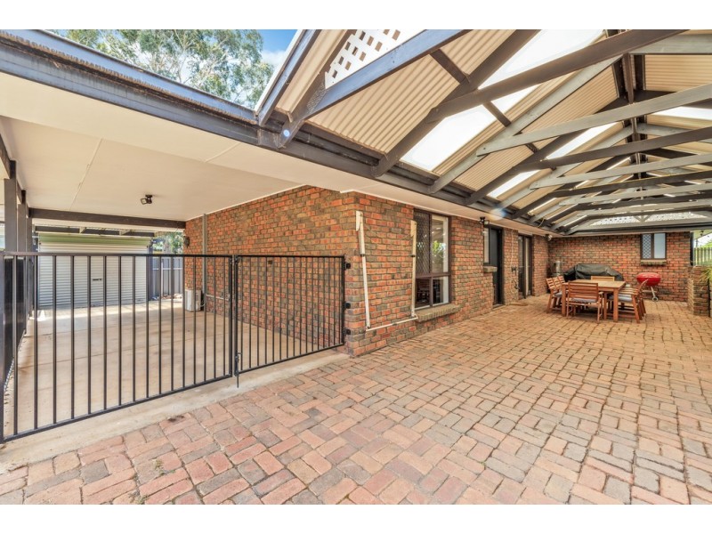 1 Dewvale Road, O’halloran Hill SA 5158