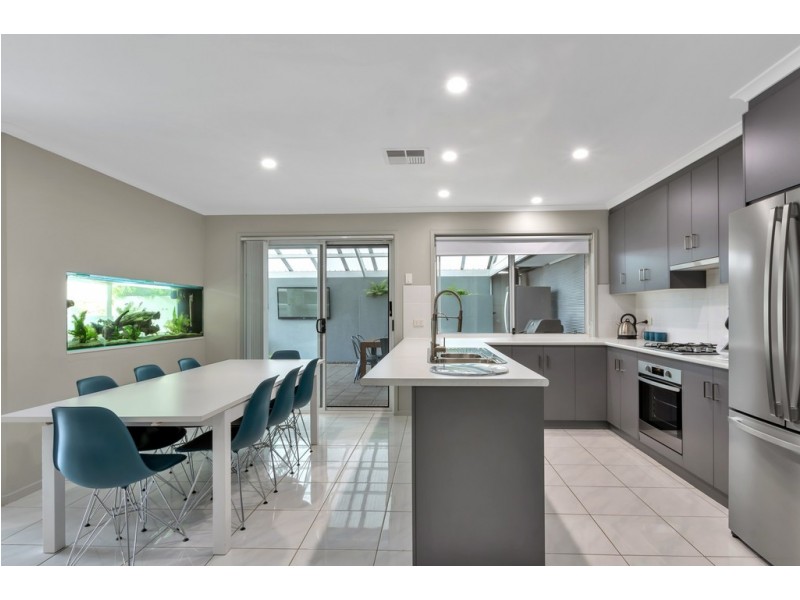 5 Sunday Blvd, Aldinga Beach SA 5173