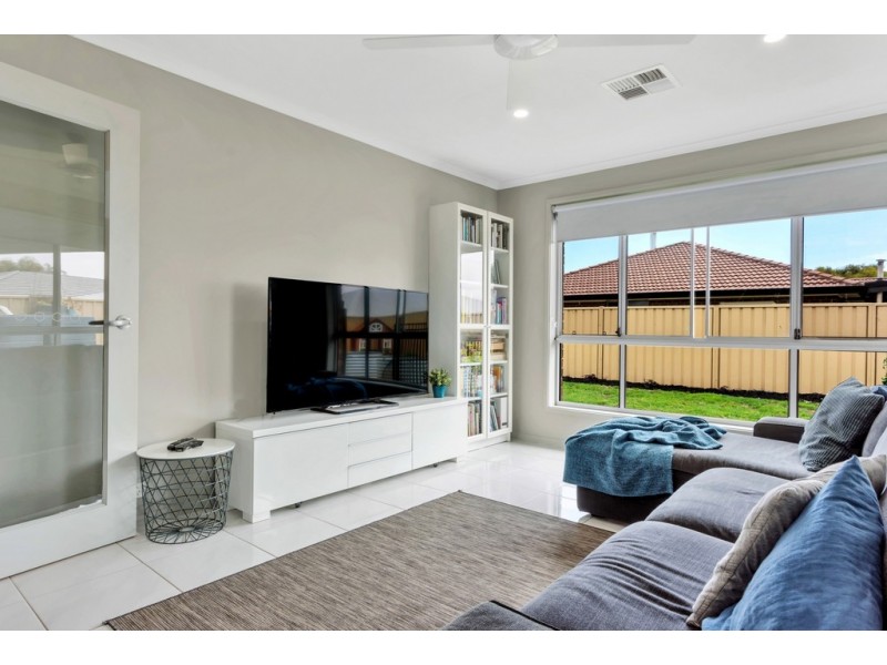 5 Sunday Blvd, Aldinga Beach SA 5173