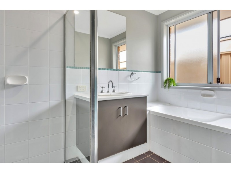 5 Sunday Blvd, Aldinga Beach SA 5173