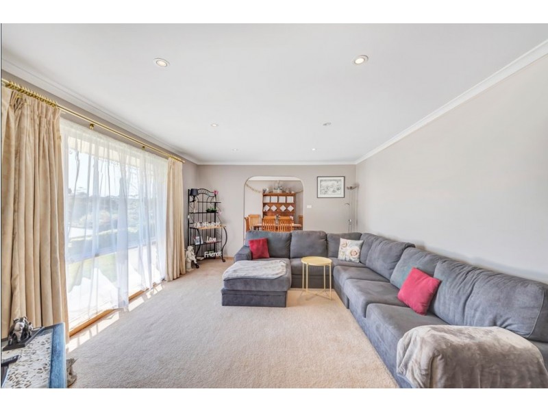 5 Sunvalley Road, O’halloran Hill SA 5158