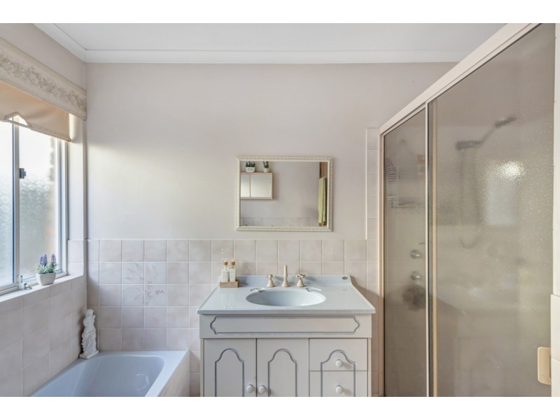 5 Sunvalley Road, O’halloran Hill SA 5158