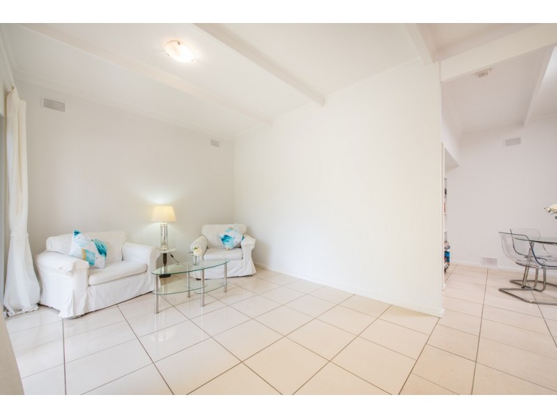 2/12 Cameron Avenue, Darlington SA 5047