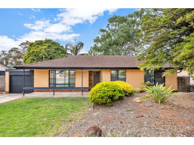 18 Loman Street, Morphett Vale SA 5162