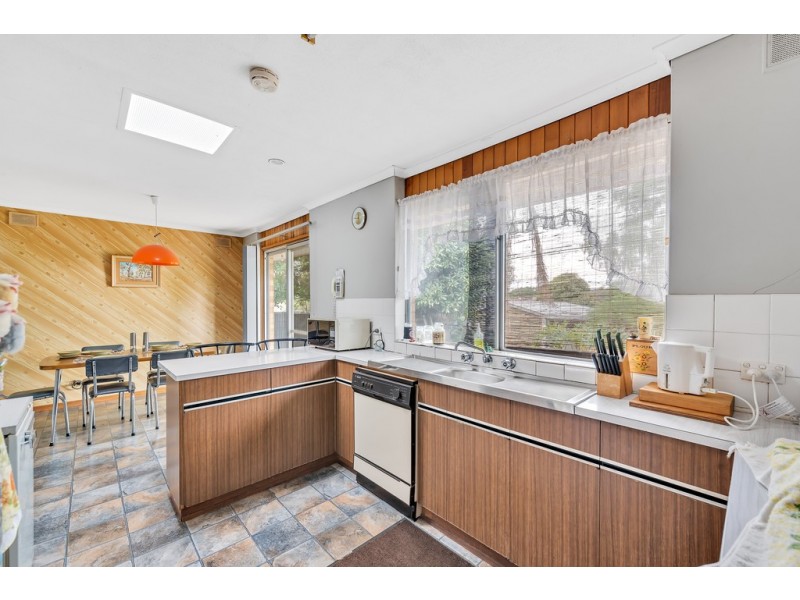 18 Loman Street, Morphett Vale SA 5162