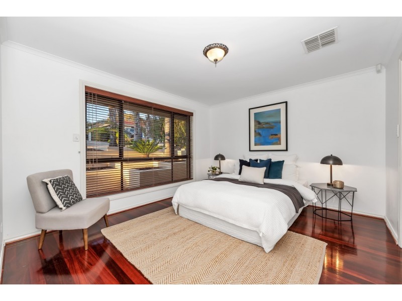 3 Wooding Avenue, Woodcroft SA 5162