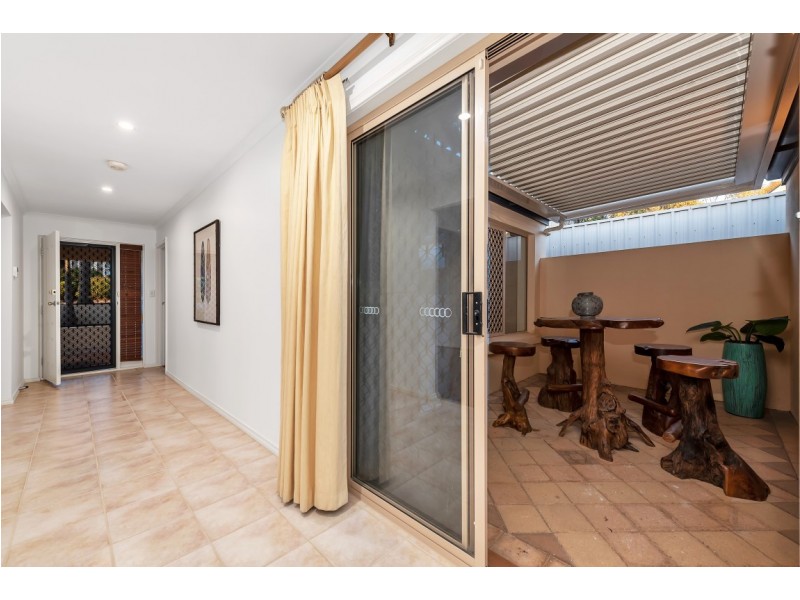 3 Wooding Avenue, Woodcroft SA 5162