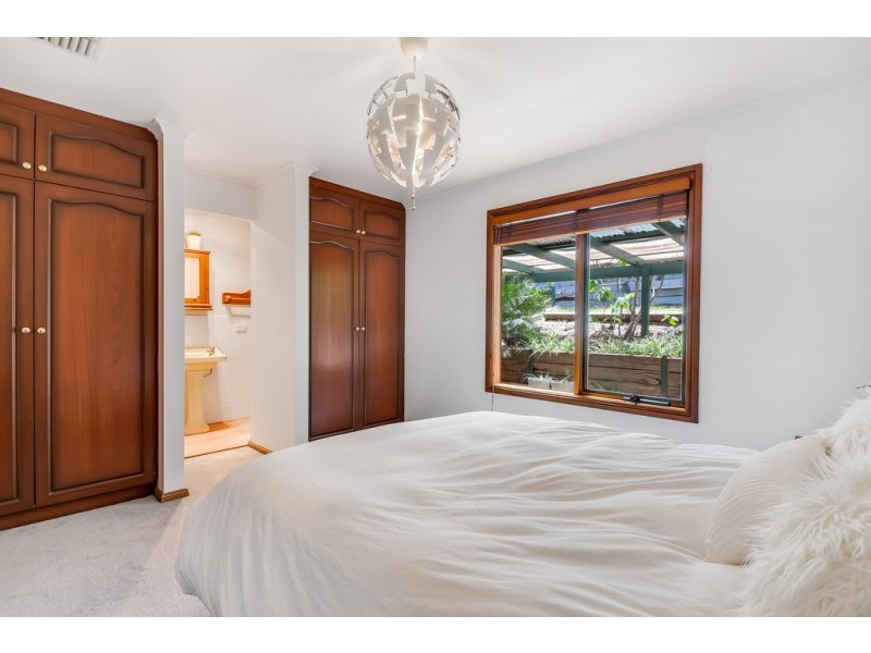 9 Walsh Court, Coromandel Valley SA 5051