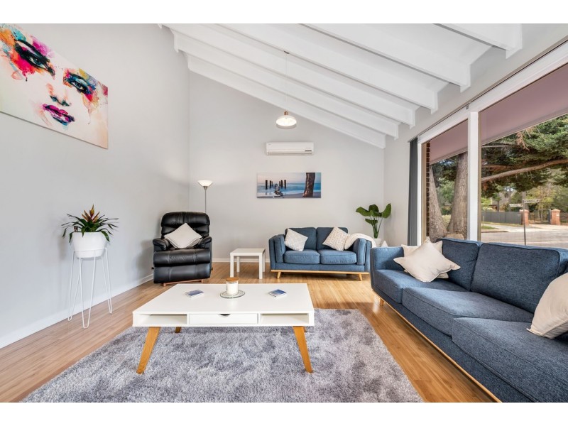 27 Klippel Avenue, Trott Park SA 5158