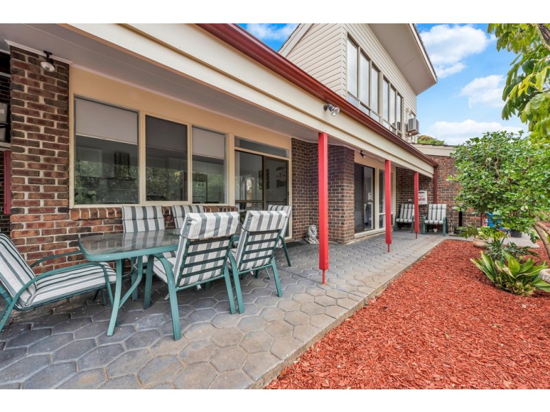 27 Klippel Avenue, Trott Park SA 5158