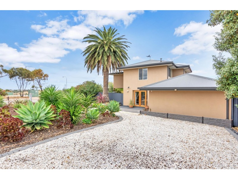 11 Constellation Street, Hallett Cove SA 5158