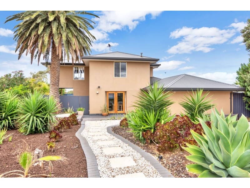 11 Constellation Street, Hallett Cove SA 5158