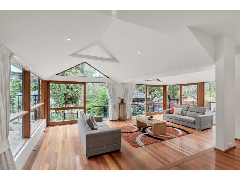 16 Cormorant Avenue, Flagstaff Hill SA 5159