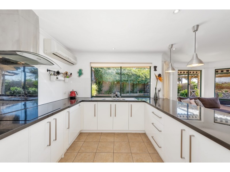 73 Valley View Drive, Mclaren Vale SA 5171