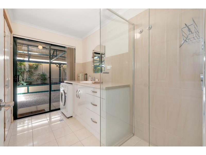 73 Valley View Drive, Mclaren Vale SA 5171