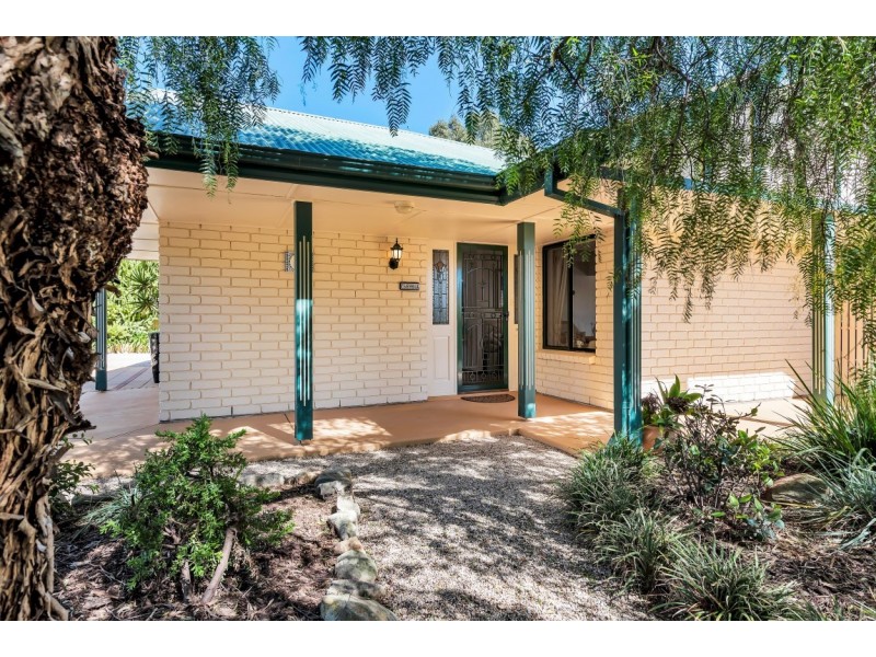 73 Valley View Drive, Mclaren Vale SA 5171