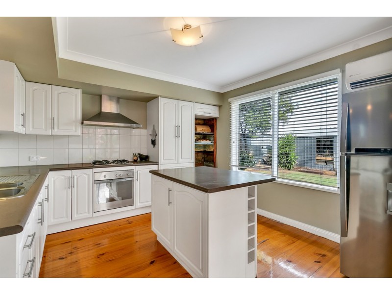 27 Chynoweth Avenue, Hackham SA 5163