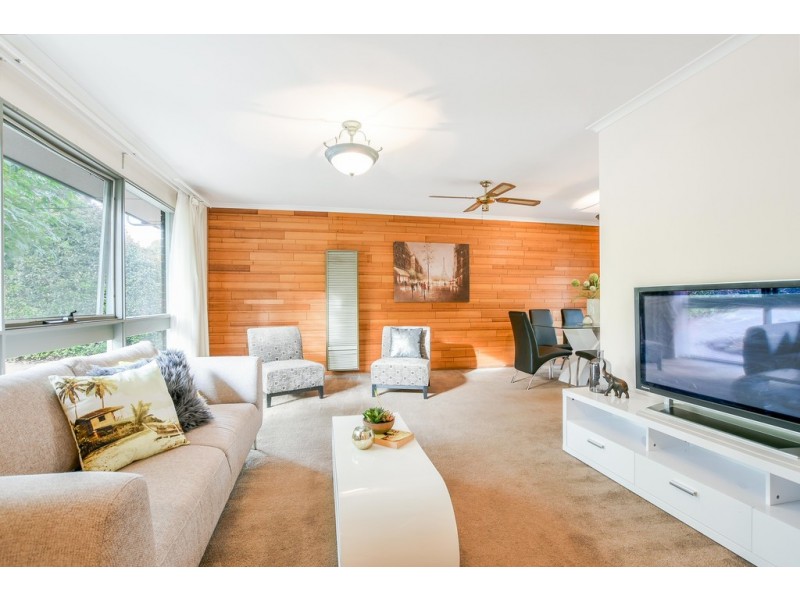 15 Waterview Crescent, O’halloran Hill SA 5158