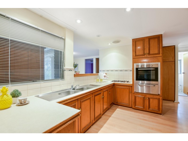 15 Waterview Crescent, O’halloran Hill SA 5158