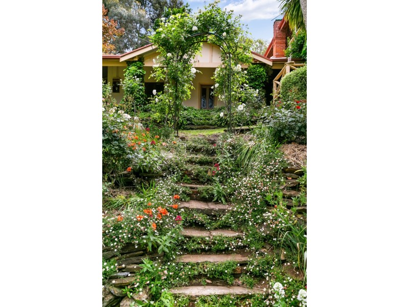 77 Turners Gully Road, Clarendon SA 5157