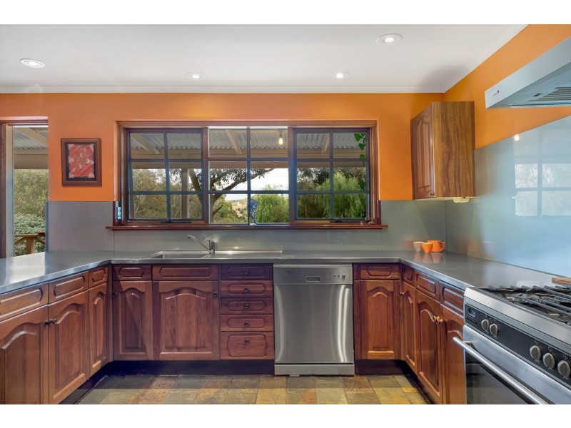 77 Turners Gully Road, Clarendon SA 5157