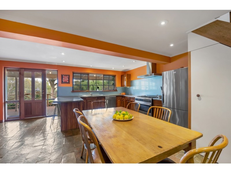 77 Turners Gully Road, Clarendon SA 5157