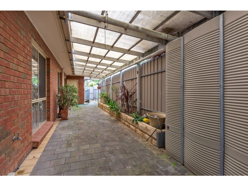 14 White Crescent, Seacombe Gardens SA 5047