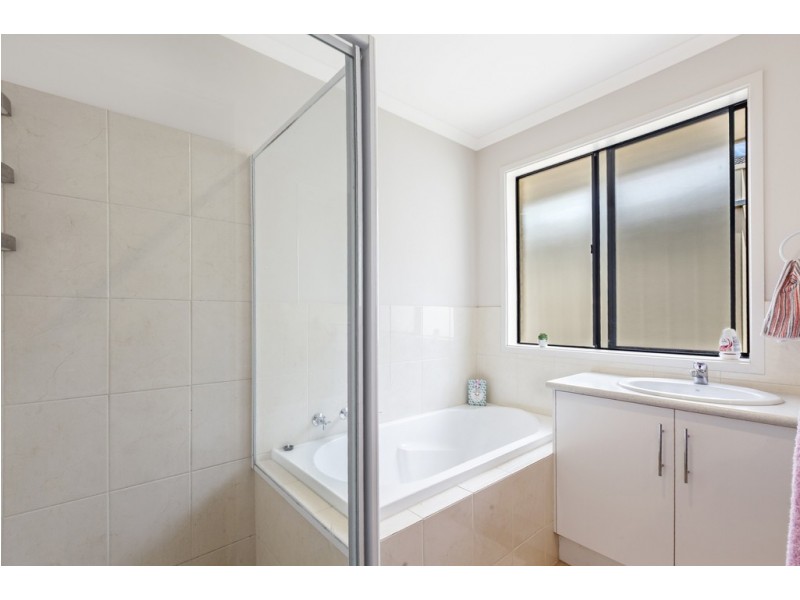 25 Ekers Court, Mount Compass SA 5210