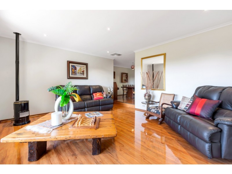 21 Quinvale Road, Hallett Cove SA 5158